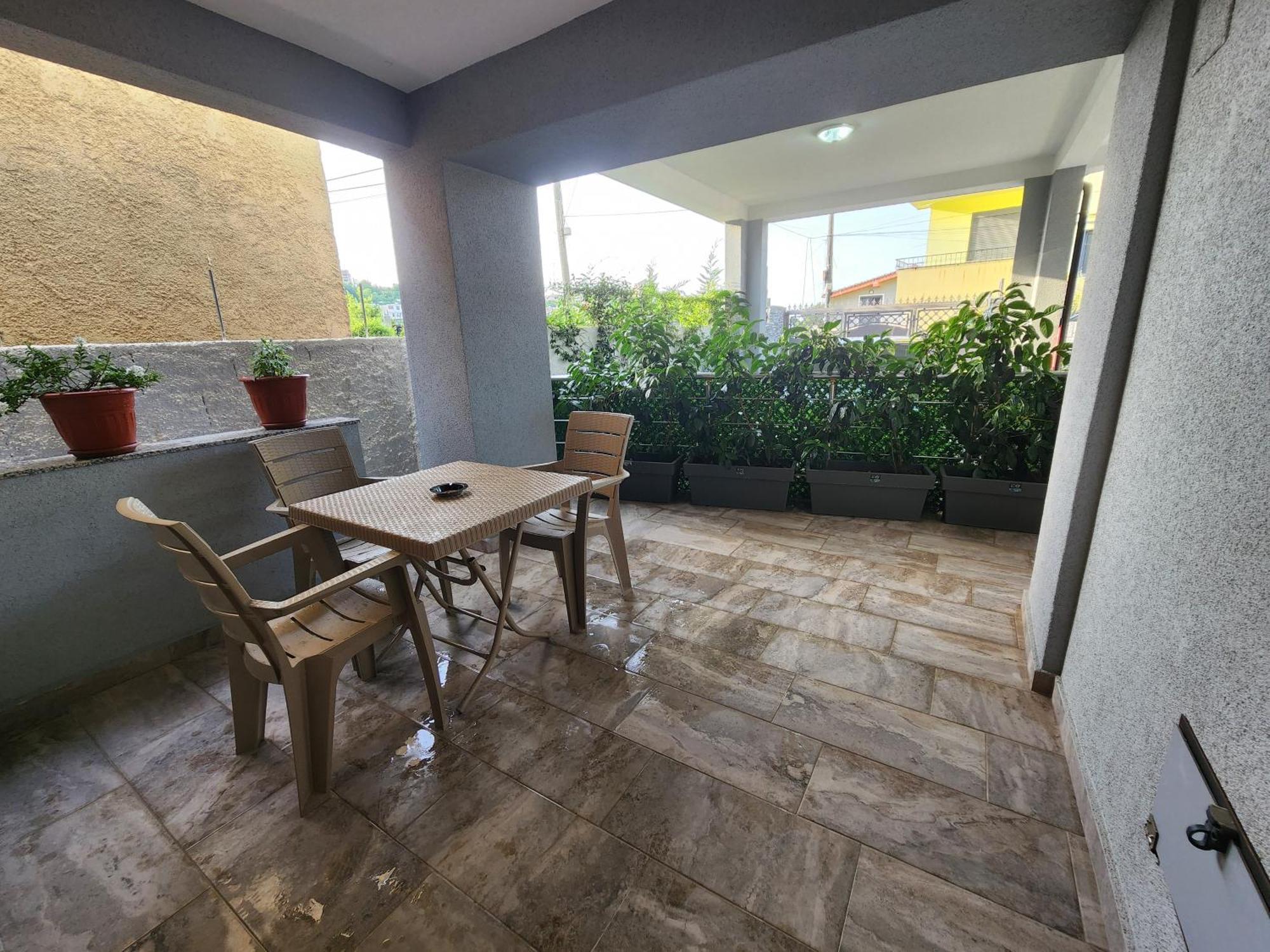 Eden Guesthouse Durrës Kültér fotó